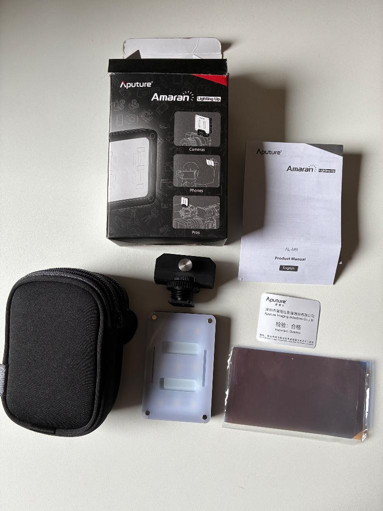 Aputure LED Light Amaran Lighting Up AL-M9, Enlèvement ou Envoi, Utilisé, Lampe ou Kit de flash