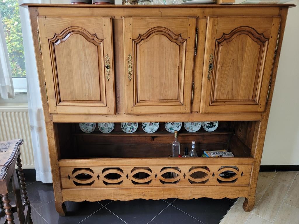 Grand meuble buffet bois, Enlèvement, Comme neuf