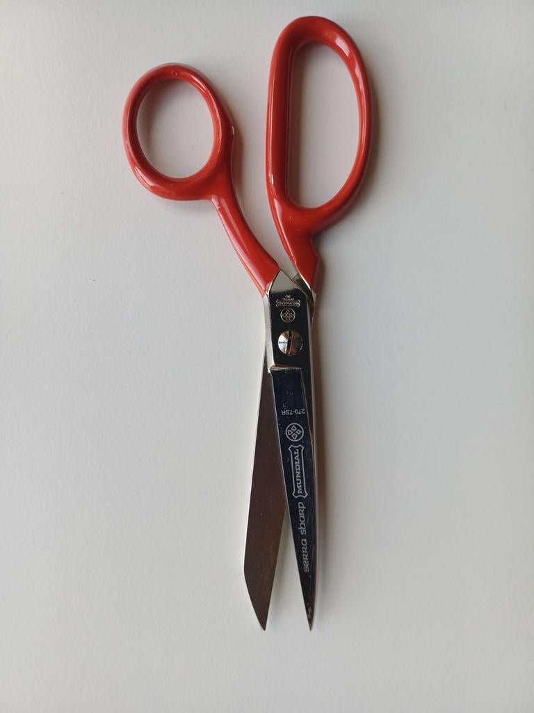 Ciseaux à tissus Mundial, Hobby & Loisirs créatifs, Enlèvement