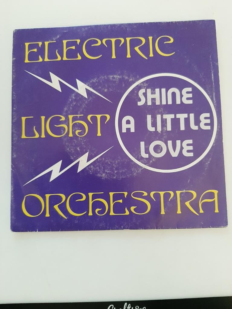 Vinyl 45trs- Electric light orchestra- shine à little love, Ophalen of Verzenden