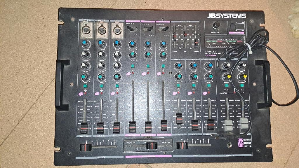 Jb mengpaneel, Muziek en Instrumenten, Mengpanelen, Ophalen, Gebruikt, 5 tot 10 kanalen, Microfooningang