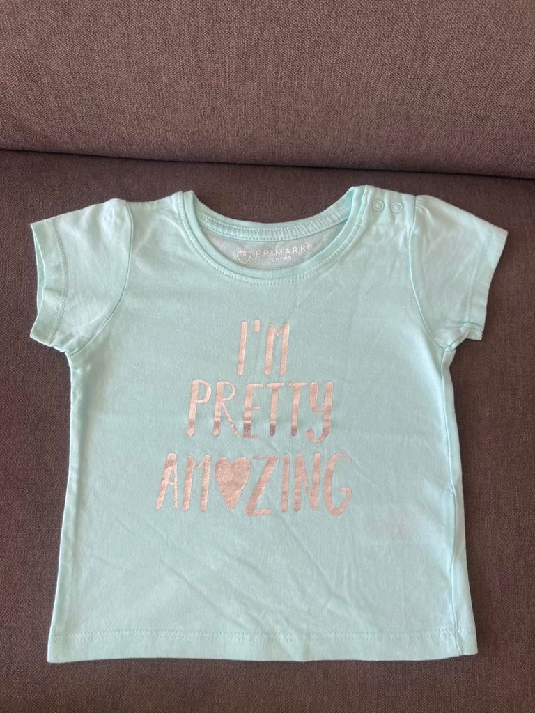 Nouveau t-shirt Primark taille 74, Neuf, Enlèvement ou Envoi, Primark, Chemisette ou Manches longues