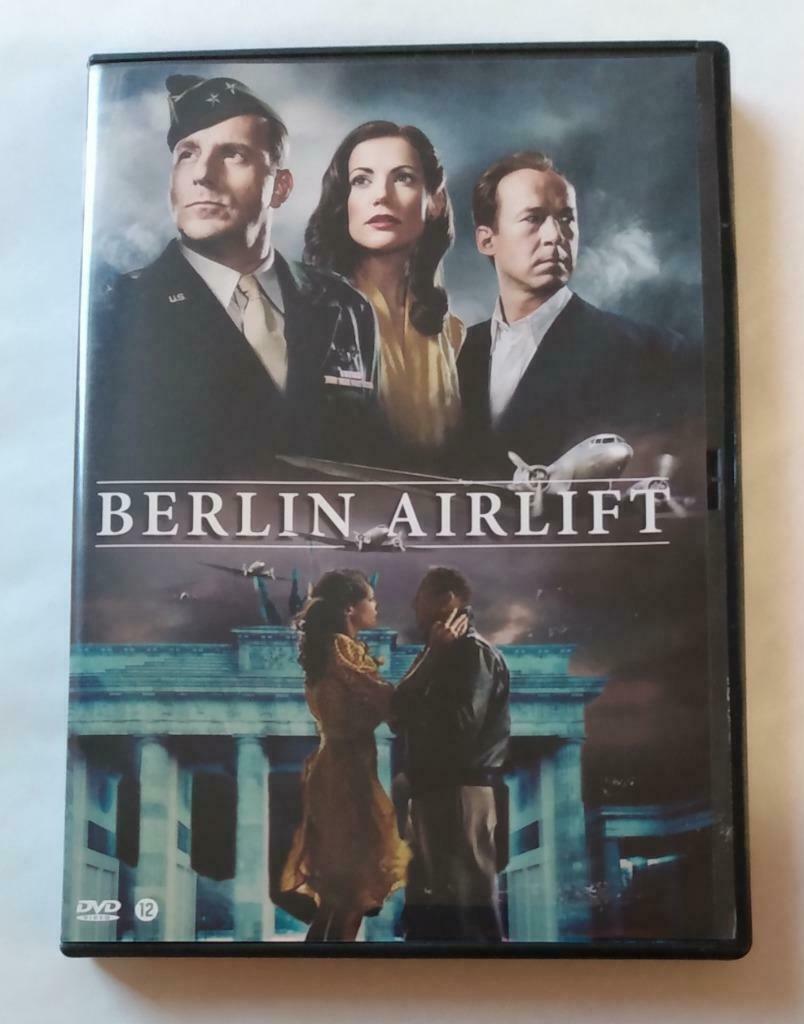 Berlin Airlift (Samuel Burgess) comme neuf, À partir de 12 ans, Enlèvement ou Envoi, Comme neuf, Autres genres