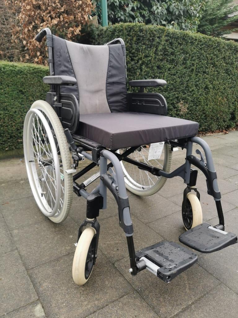 Lichtgewicht rolstoel van het invacare rolwagen 0488826971, Ophalen of Verzenden, Inklapbaar, Zo goed als nieuw, Elektrische rolstoel