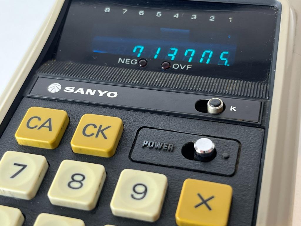 Sanyo CX-8001 - Calculatrice Vintage 1973, Collections, Enlèvement ou Envoi, Ordinateurs et Machines à calculer