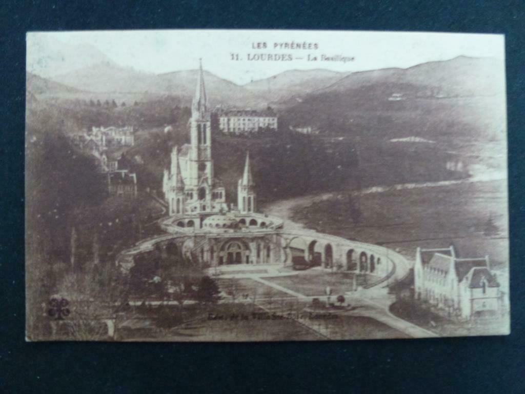 carte postale ancienne Lourdes Les Pyrénées La Basilique, Collections, Envoi, Affranchie, France