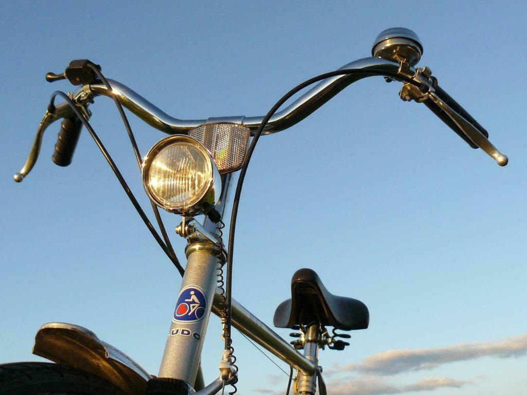 SOS !!! oude fietsen jaren 60 en 70 containerpark, Enlèvement, Utilisé