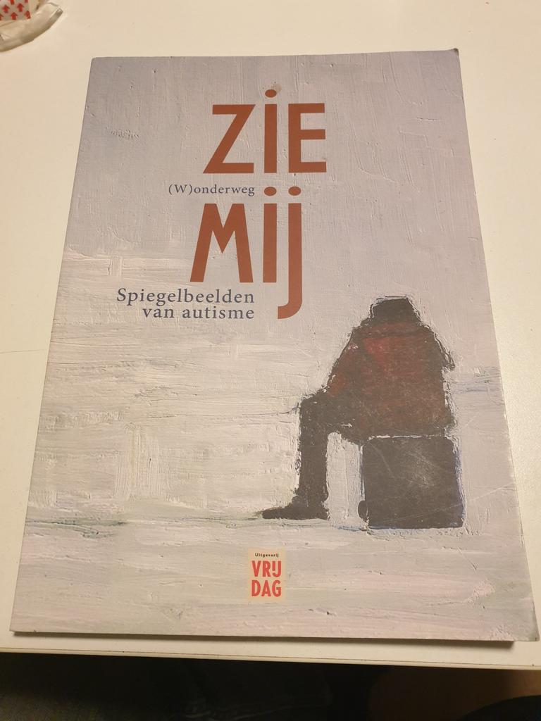 Joeri Naanai - Zie mij SPIEGELBEELDEN VAN AUTISME, Livres, Livres Autre, Enlèvement ou Envoi