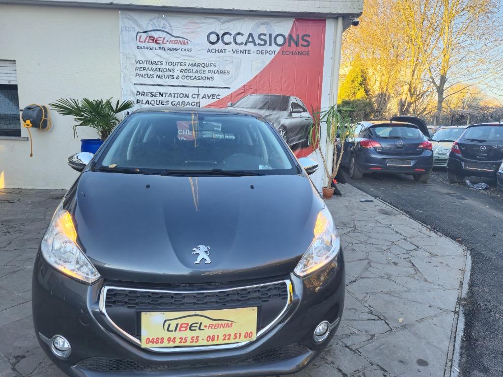 PEUGEOT 208 1.2 ESSENCE 2013 75000KM, Achat, 50 kW, Entreprise, 5 portes