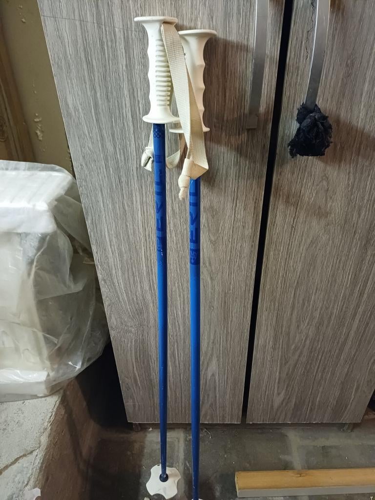 Ski stok, Enlèvement, Ski, Bâtons