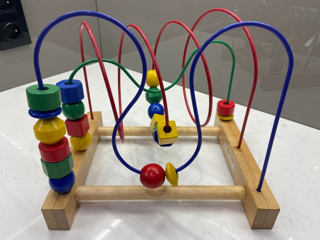 Jeu de perle en bois, Enlèvement, Utilisé