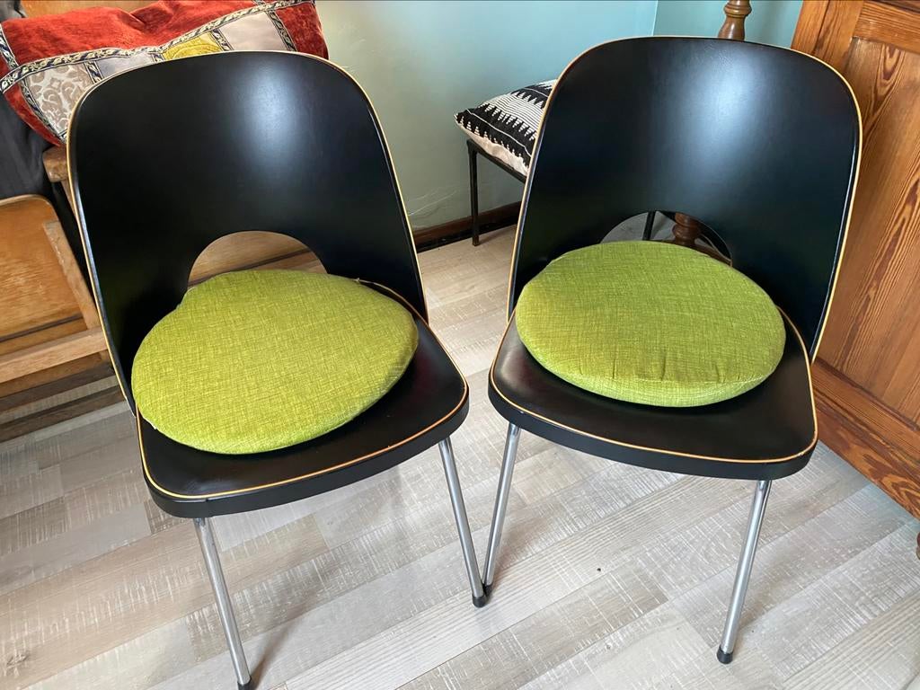 2 Vintage stoelen, Ophalen, Gebruikt, Zwart, Twee