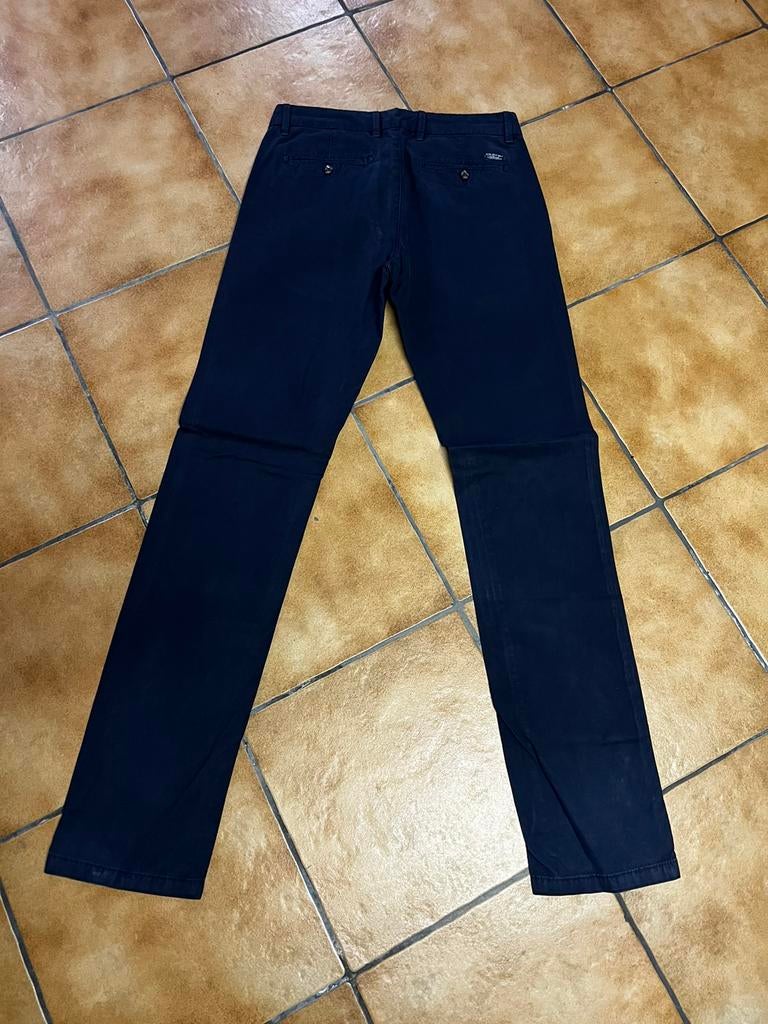 Riverwoods chino donkerblauw maat 38 m, Kleding | Heren, Broeken en Pantalons, Ophalen, Zo goed als nieuw