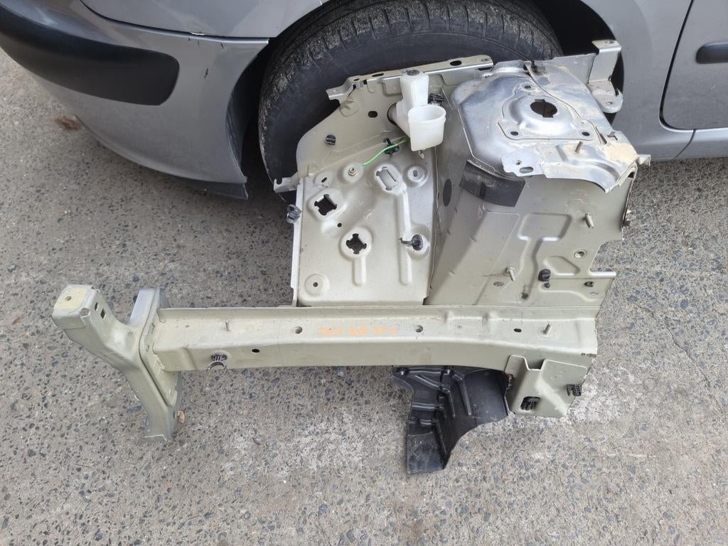Poutre de châssis Peugeot 308 2017, garde-boue intérieur, dr, Enlèvement ou Envoi, Droite, Peugeot, Garde-boue
