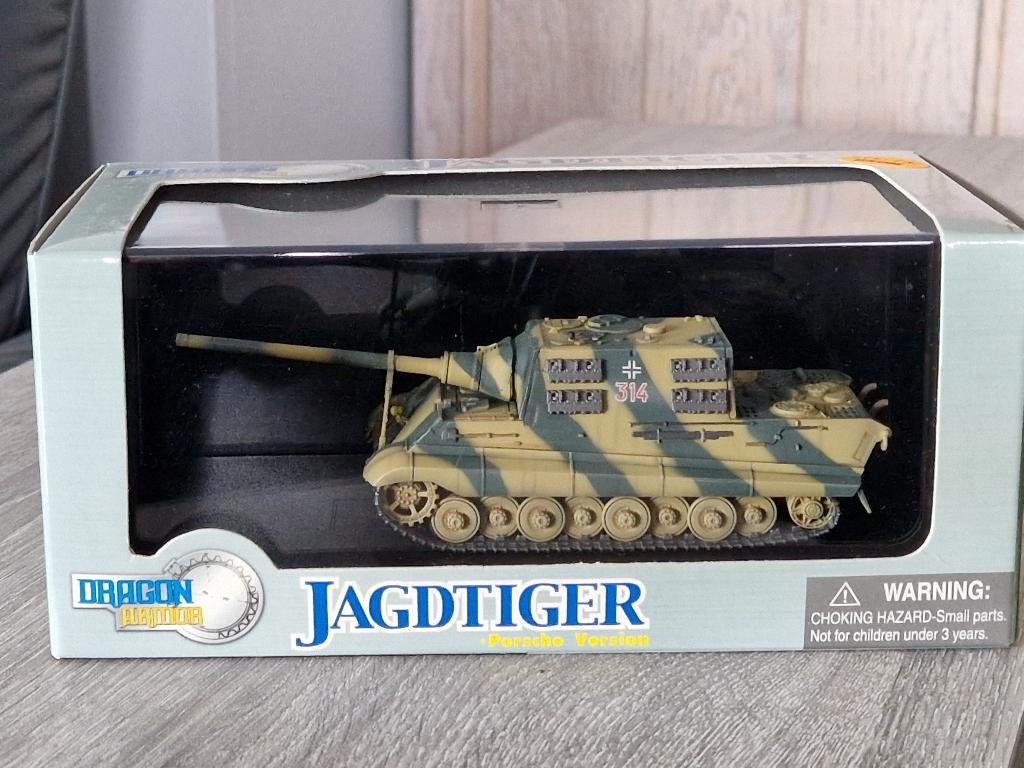 Dragon Armor 60128 Jagdtiger Porsche Special version 1945, Collections, Envoi, Armée de terre, Miniature ou Figurine