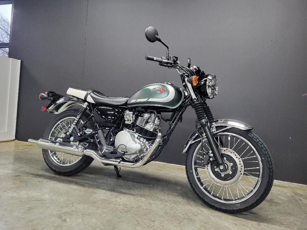 2026 Kawasaki W 230 (4j garantie, 4j assistance), Bedrijf, Minimaal motorrijbewijs A2, 1 cilinder, 12 t/m 35 kW