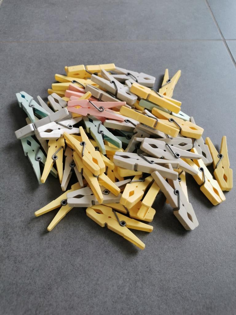Vintage wasknijpers 55 stuks, Ophalen of Verzenden, Zo goed als nieuw