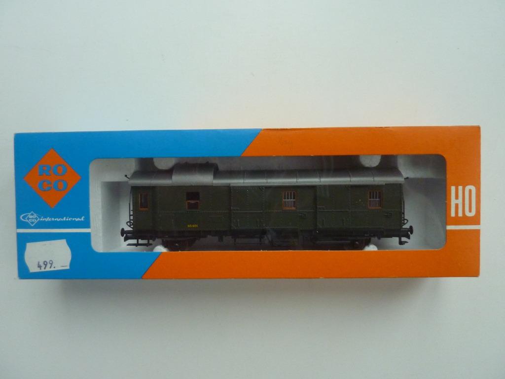 ROCO HO 4204E - Bagagewagen (wagonnummer: 85401)., Ophalen of Verzenden, Gebruikt, Wagon, Roco