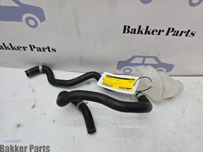 Expansievat van een Toyota Corolla, Gebruikt, -, -, Toyota