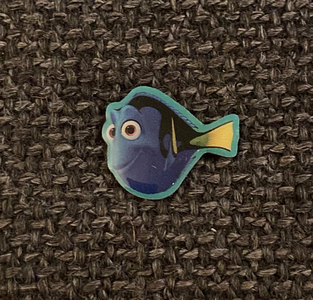PIN - DISNEY - PIXAR - FINDING NEMO, Verzamelen, Verzenden, Gebruikt, Figuurtje, Speldje of Pin