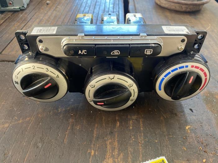 Kachel Bedieningspaneel van een Hyundai I10, Ophalen of Verzenden, 3 maanden garantie, Gebruikt, Hyundai