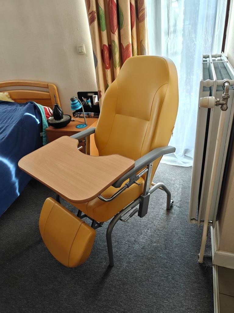 Geriatrische zetel, Ophalen