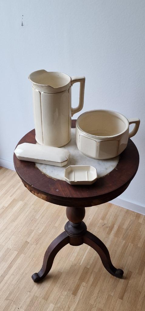 Set de poterie pour coiffeuse, Antiquités & Art, Enlèvement