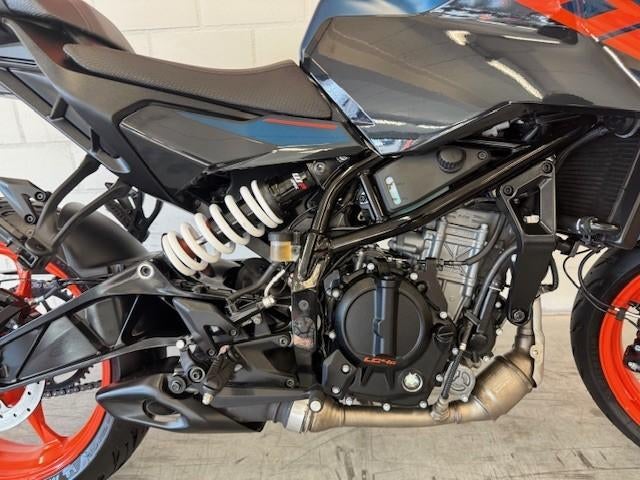 KTM 125 Duke 2025, Bedrijf, 125 cc, 11 kW of minder, ABS