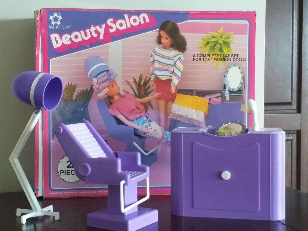 barbie vintage 1984 kapsalon 11443, Ophalen of Verzenden, Gebruikt