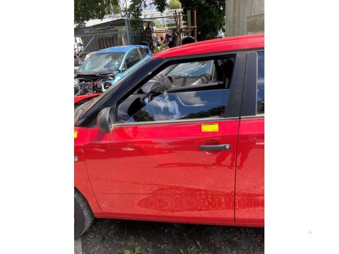 Portière 4portes avant gauche d'un Skoda Fabia (8151), Enlèvement ou Envoi, 3 mois de garantie, Utilisé, Skoda
