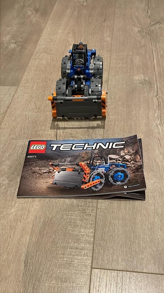 Lego Technic 42071 - compleet, Ophalen of Verzenden, Zo goed als nieuw, Complete set, Lego