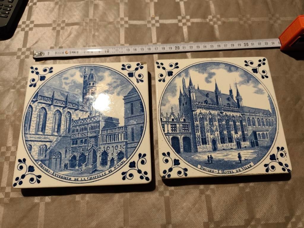 Carreaux de Bruges entièrement émaillés, non signés., Enlèvement ou Envoi