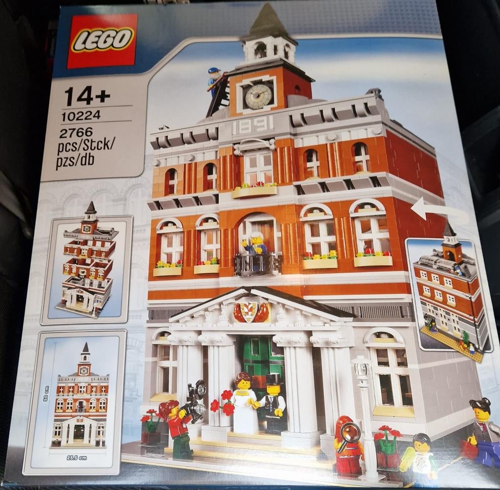 Lego town hall 10224, Enlèvement