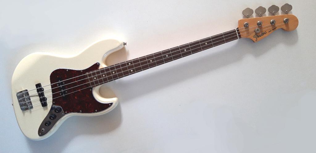 Fender Jazz Bass Japan 1985 !!!, Muziek en Instrumenten, Ophalen, Gebruikt