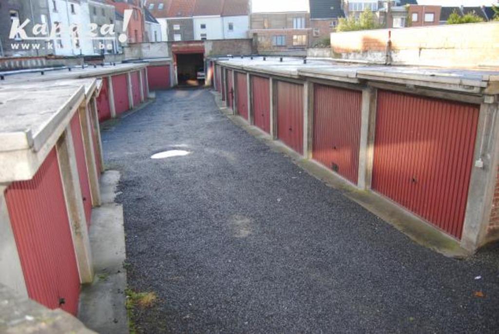 25 GARAGEBOXEN + MAGAZIJN, Immo, Garages & Places de parking, Gand