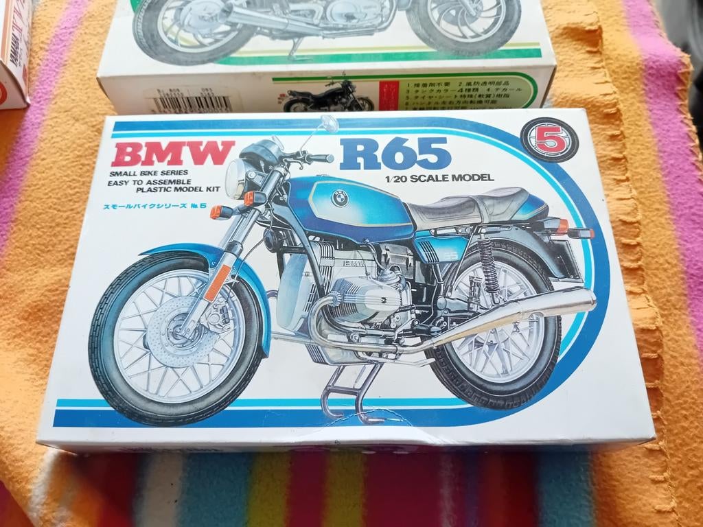 Bouwdoos BMW R65 R45 Yamaha Xv750 2x schaal 1/20, Ophalen of Verzenden, Zo goed als nieuw, 1:32 tot 1:50, Overige typen