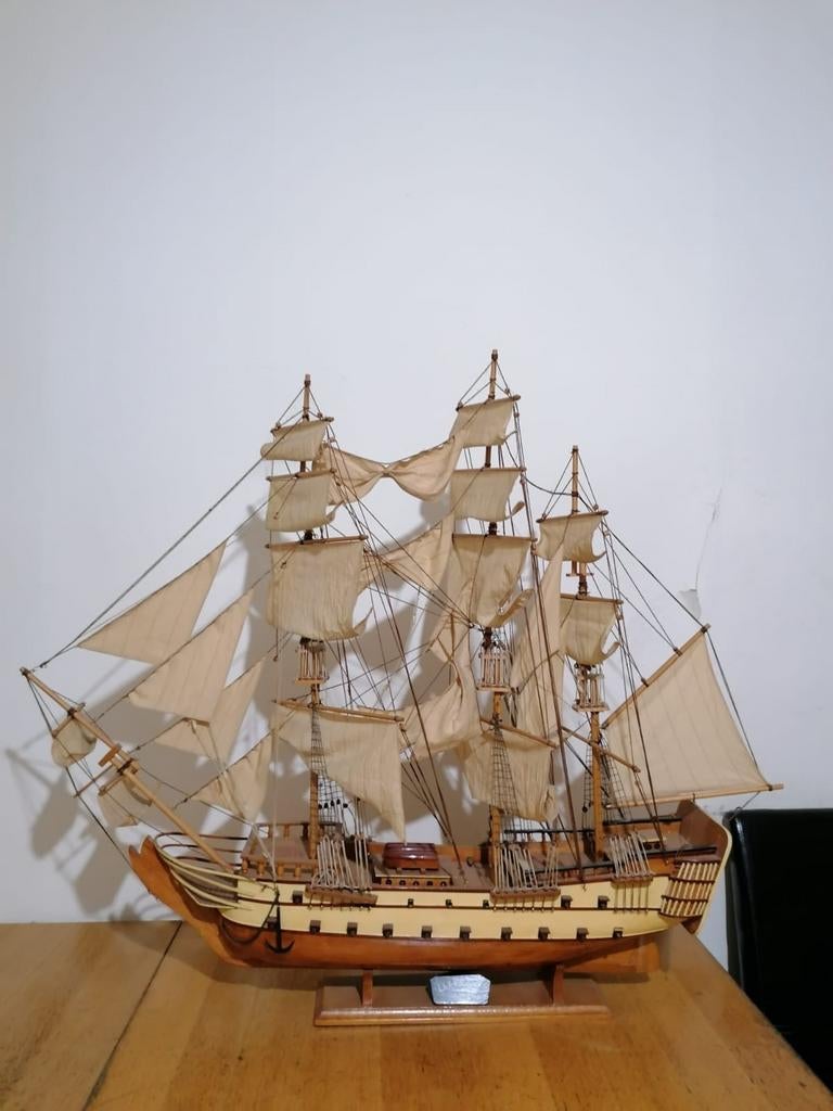 bateau en bois, Enlèvement ou Envoi