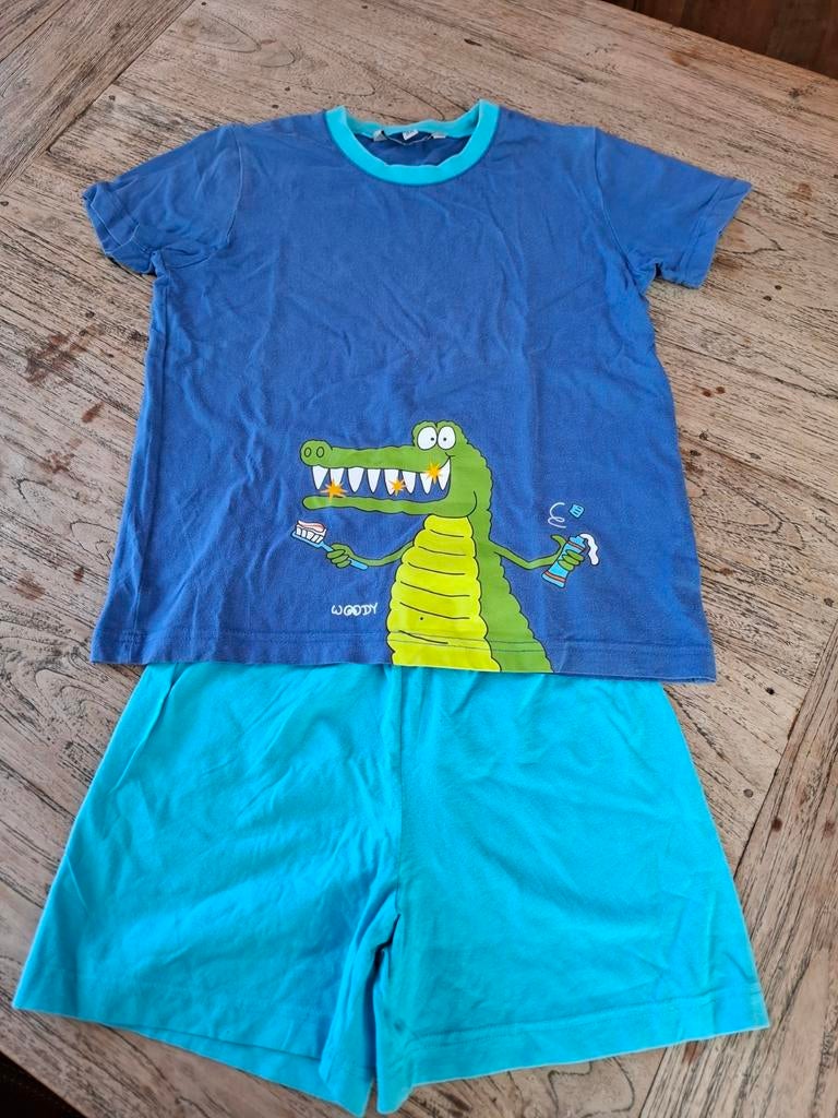 Pyjama Woody krokodil maat 128, Kinderen en Baby's, Ophalen of Verzenden, Gebruikt
