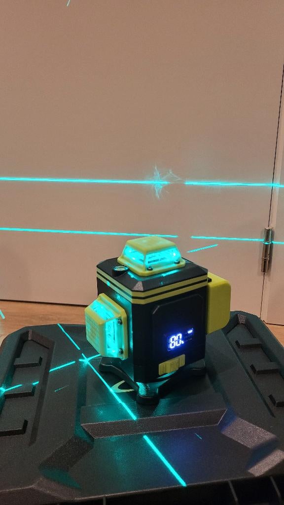 Laser autonivelant 16 lignes vertes, Enlèvement, Neuf