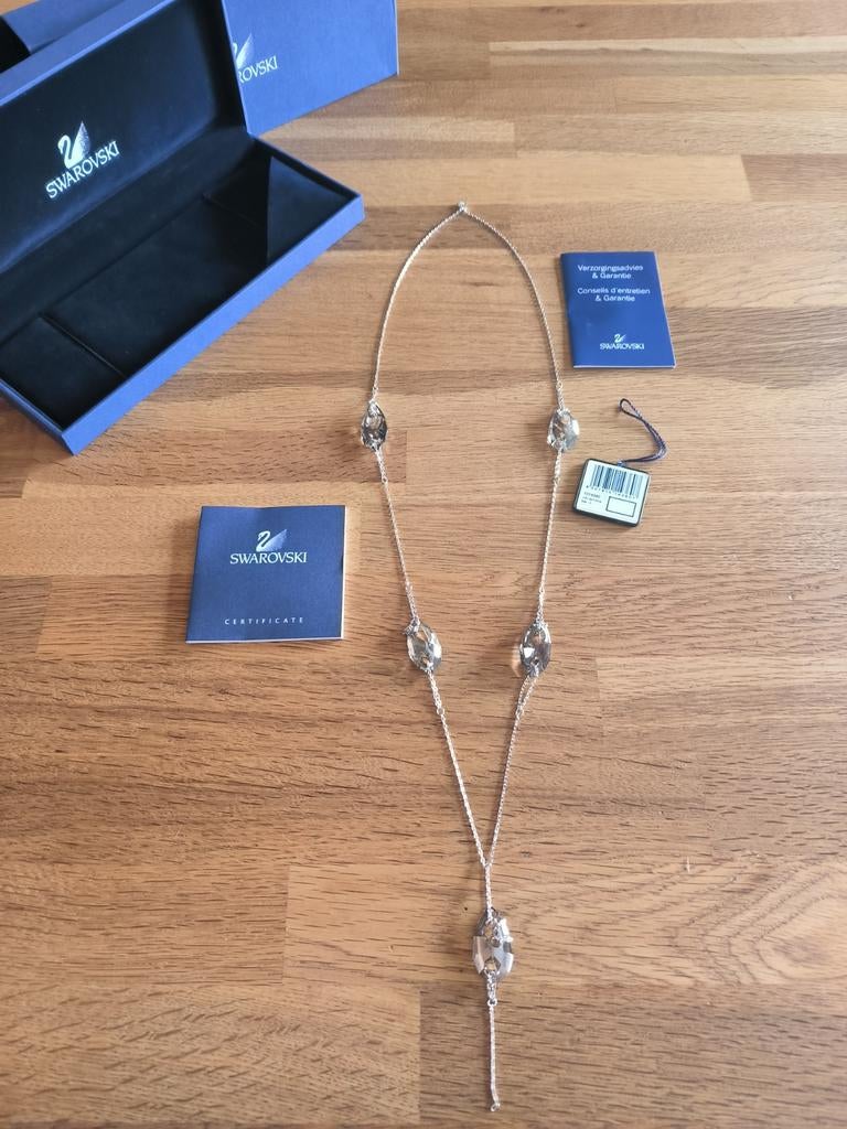 Lange ketting Swarovski echtheidscertificaat., Handtassen en Accessoires, Kettingen, Overige kleuren, Ophalen of Verzenden, Zo goed als nieuw