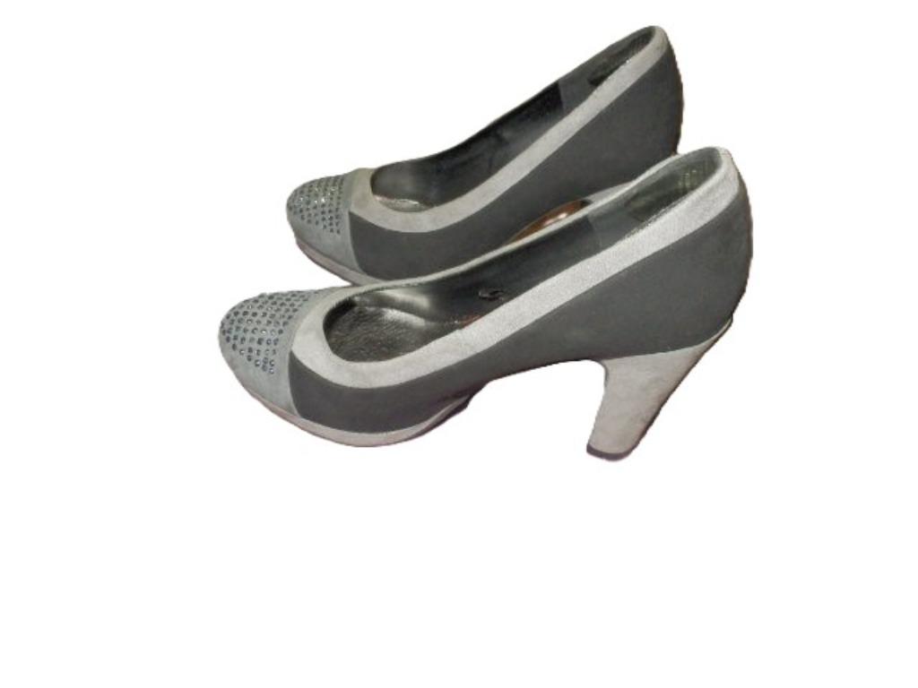(28) - escarpins femme p.37 noir gris - chausséa -, Vêtements | Femmes, Enlèvement ou Envoi, Escarpins, Noir, Chaussea