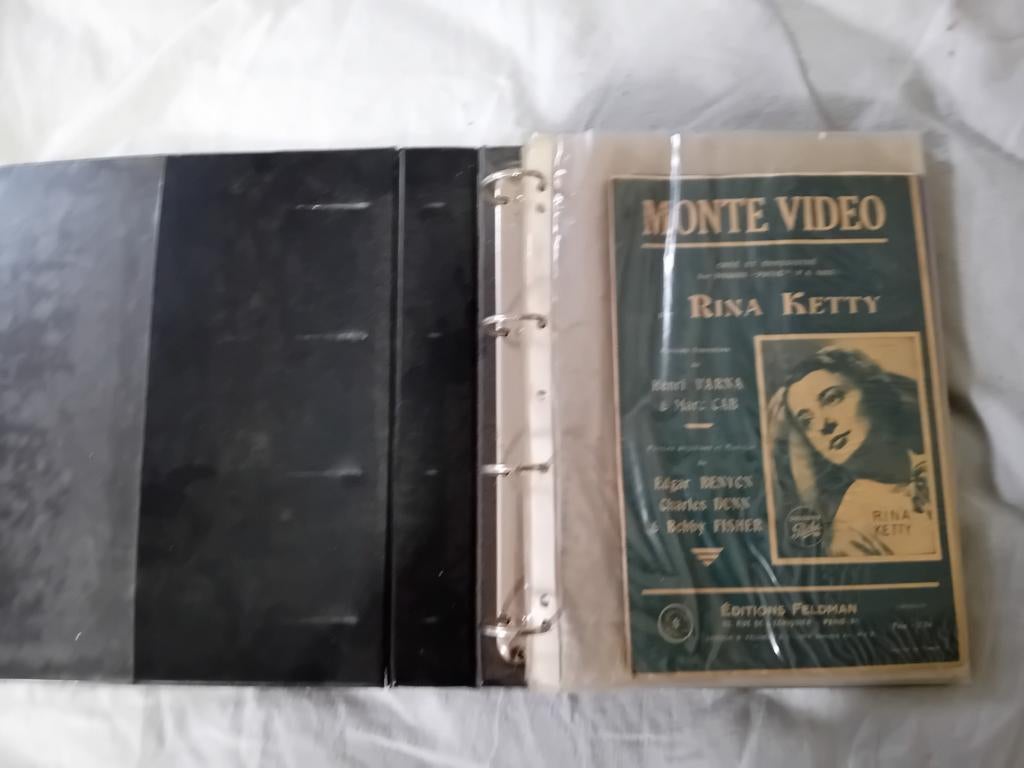 Album met 20 partituren, Muziek en Instrumenten, Ophalen of Verzenden, Gebruikt, Artiest of Componist, Overige genres