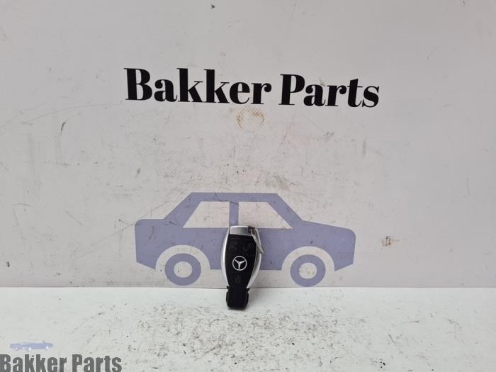 Clé d'un Mercedes C-Klasse, -, 3 mois de garantie, Utilisé, -