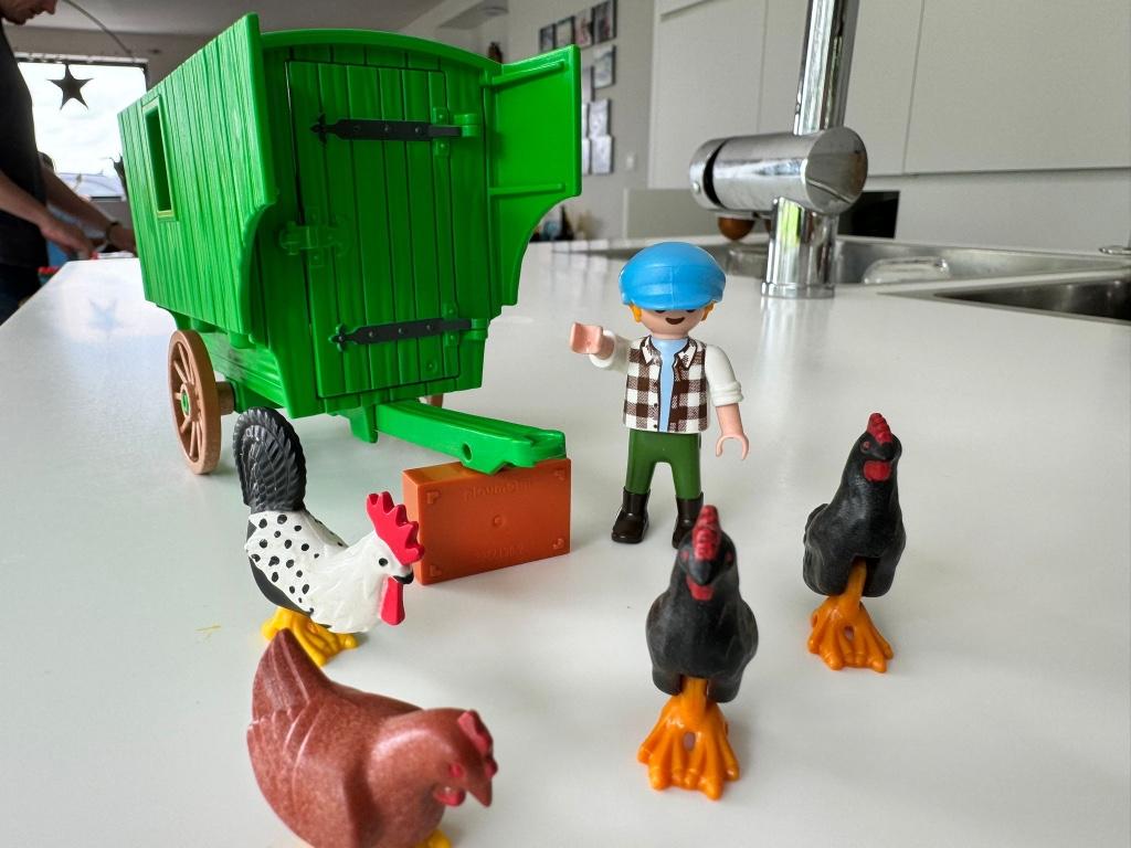 Playmobil 70138 - Kind met kippenhok, Kinderen en Baby's, Speelgoed | Playmobil, Ophalen of Verzenden, Zo goed als nieuw