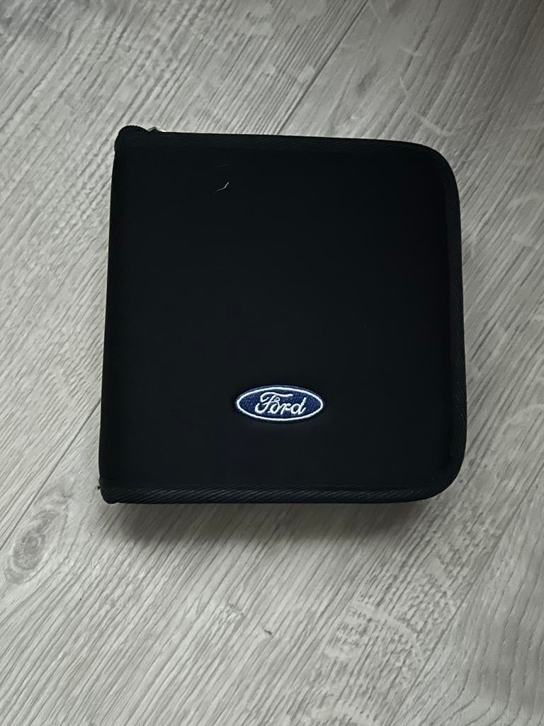 CD-case Ford, Ophalen, Zo goed als nieuw