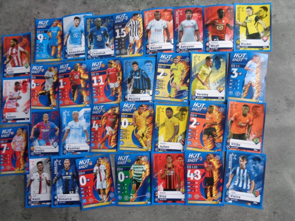 TOPPS CHAMPIONS LEAGUE 2021/22   32X voetbal stickers *****, Verzenden