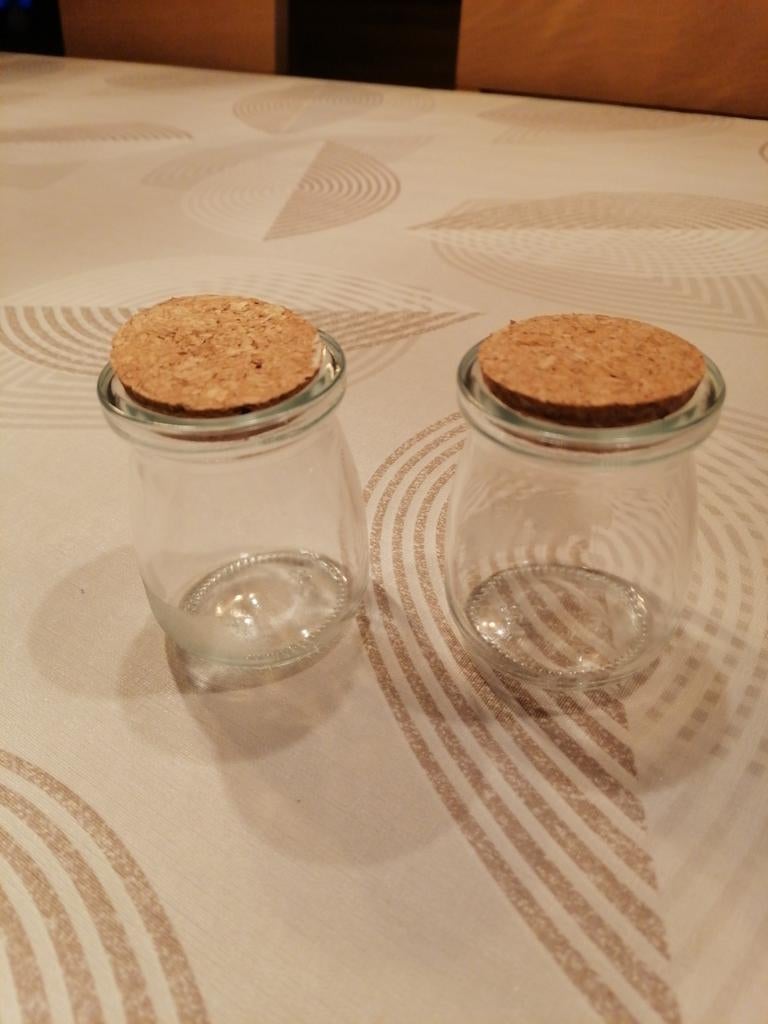 2 glazen potjes met kurken deksel, Ophalen of Verzenden