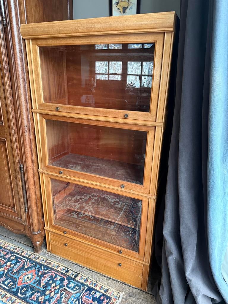 Boekenkast in Wernicke Globe Style, Huis en Inrichting, Ophalen