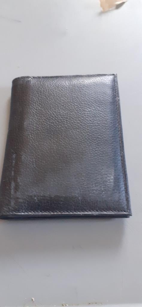 Porte feuille bloc note porte carte, Handtassen en Accessoires, Portemonnees, Zo goed als nieuw, Leder, Ophalen of Verzenden