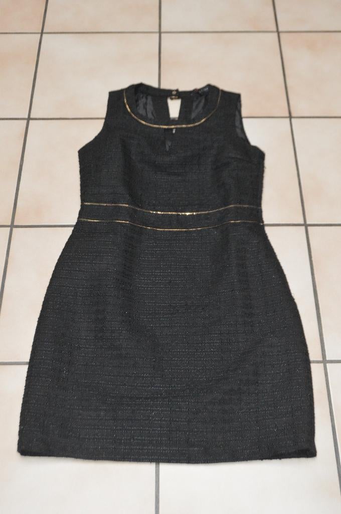 Noël Superbe robe droite noire "Lola Liza" T40 comme NEUVE!, Taille 38/40 (M), Enlèvement ou Envoi, Comme neuf, Sous le genou